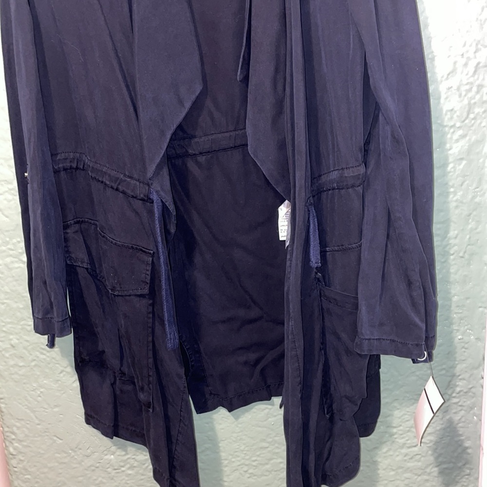 Zara light weight jacket - Picture 2 of 7